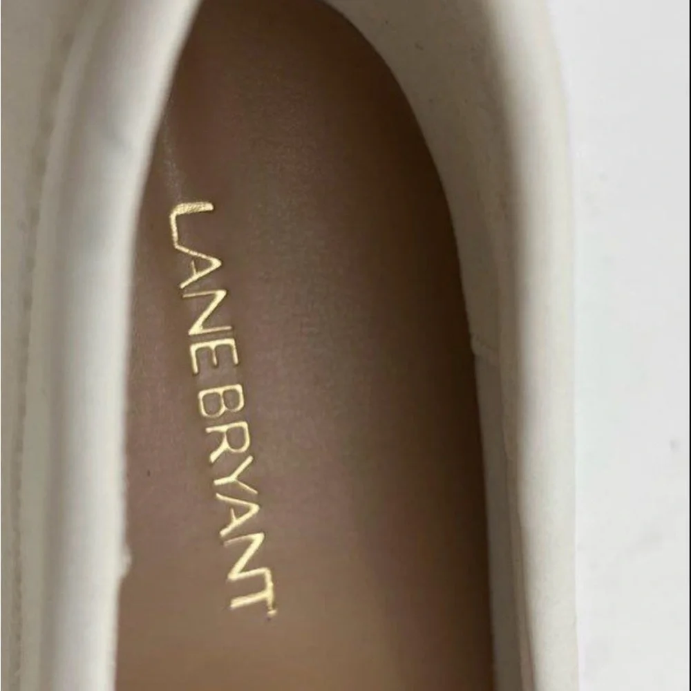 NWT Lane Bryant Lug Sole Loafers | Size 12W | White with Gold Horsebit